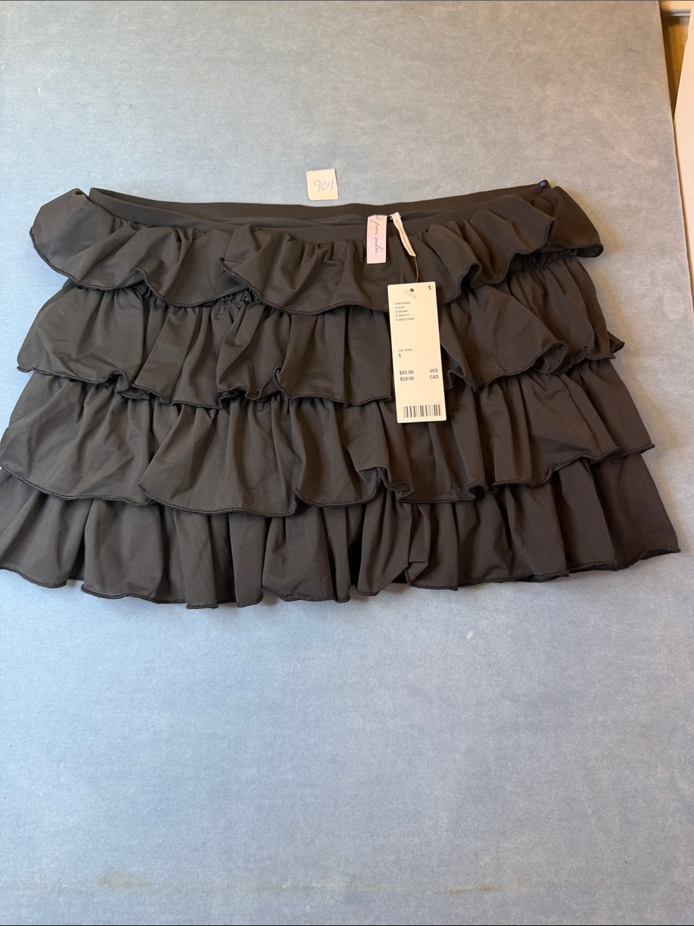 Urban Outfitters Women's Black Ruffle Mini Skirt - NWT